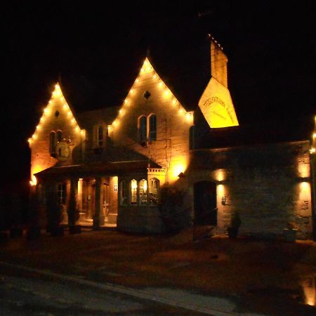 Willoughby Arms Otel Little Bytham Dış mekan fotoğraf