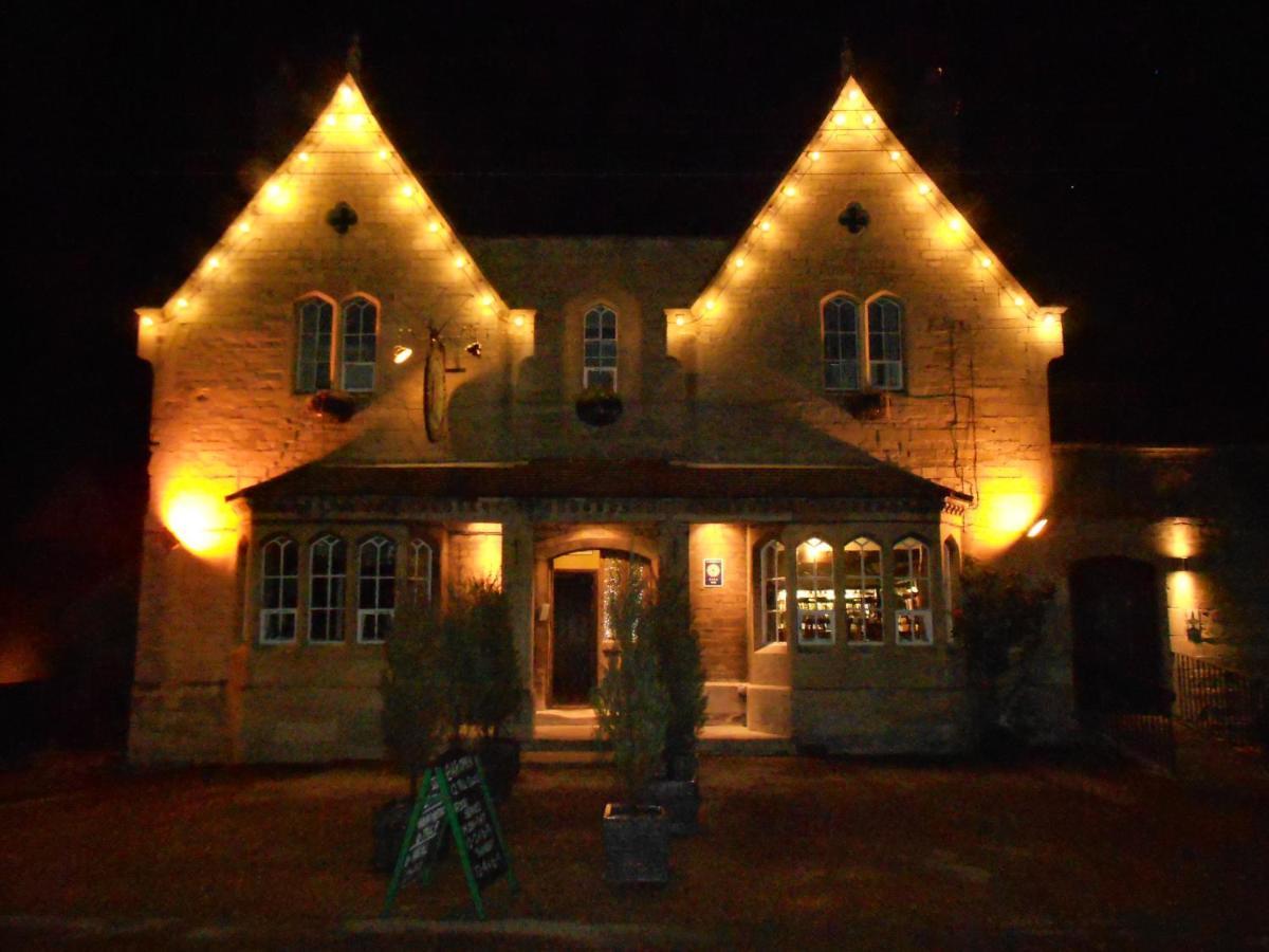 Willoughby Arms Otel Little Bytham Dış mekan fotoğraf
